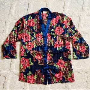 Vintage Victoria’s Secret Gold label sleep shirt